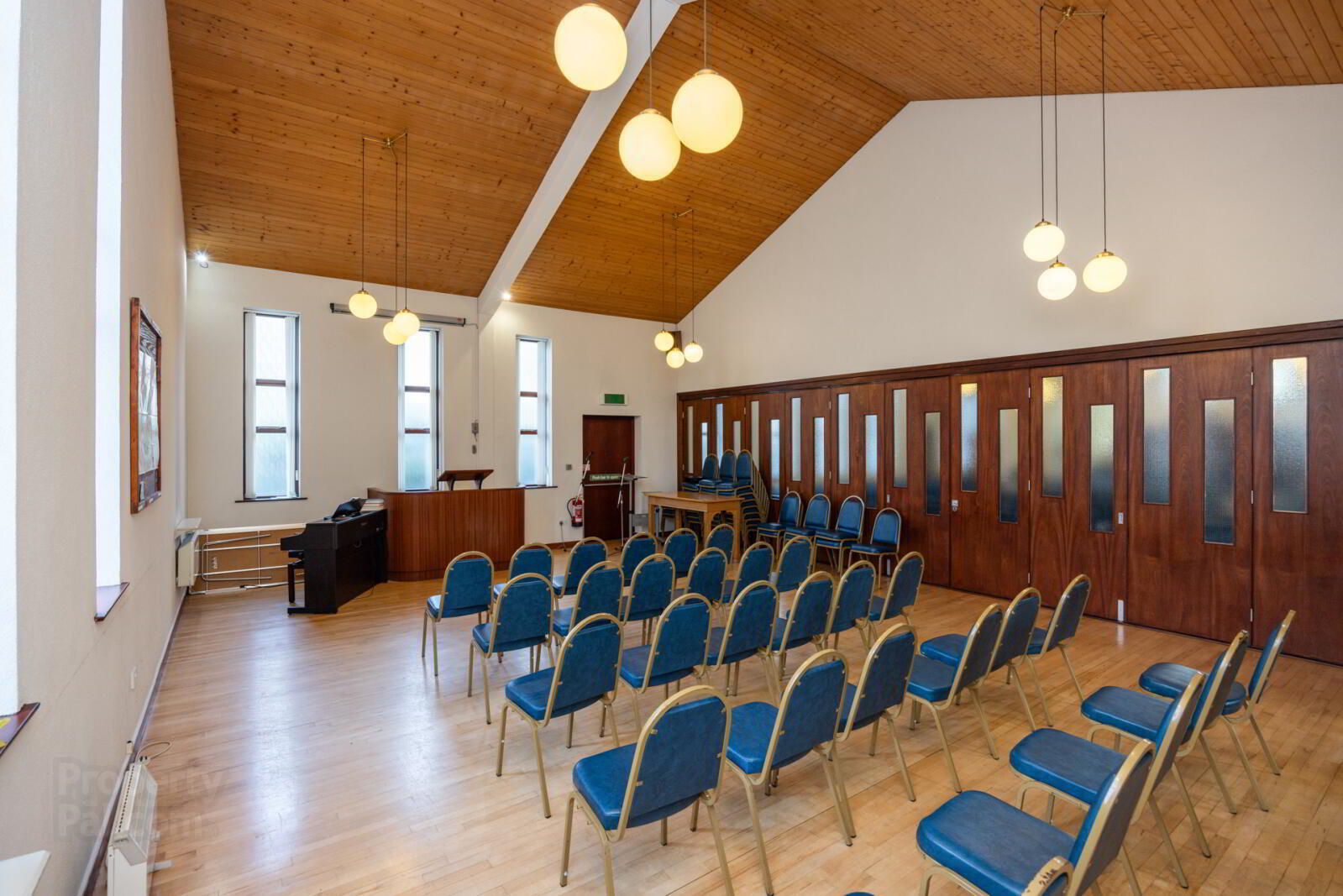 Olivet Hall, 138-140 Mount Merrion Avenue 9 of 15