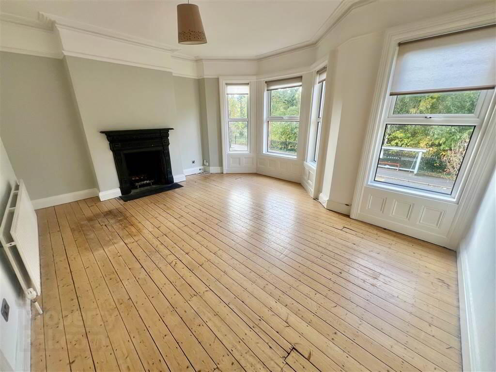 236 Ravenhill Road 11 of 24