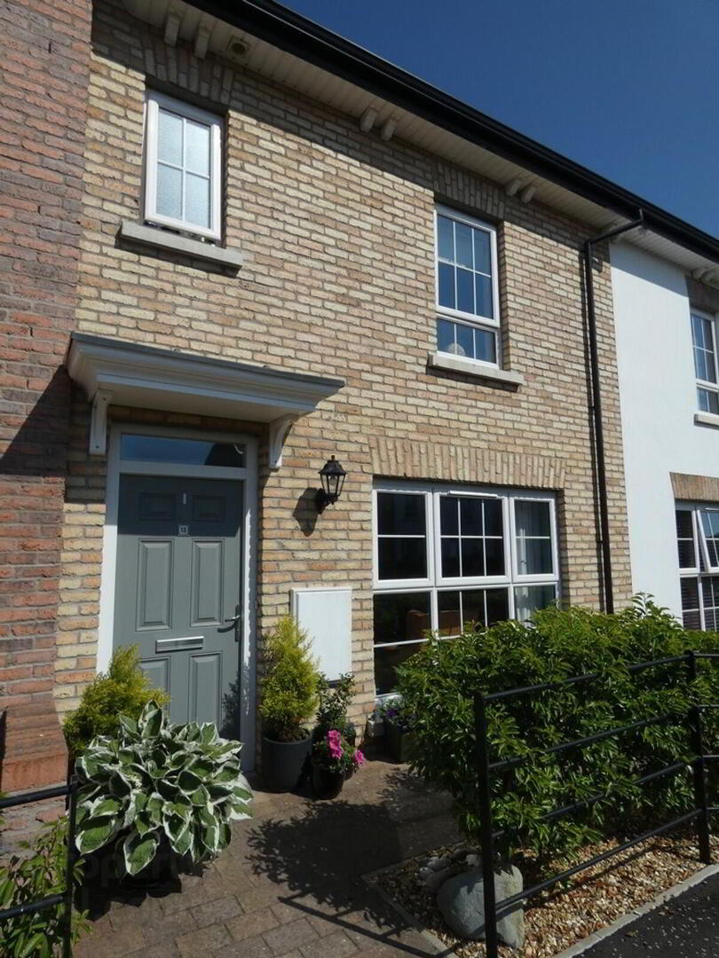 13 Paddock Lane 4 of 37