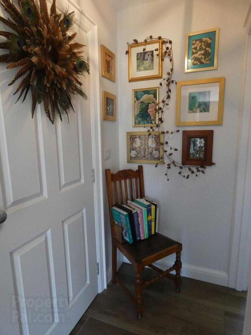 13 Paddock Lane 10 of 37