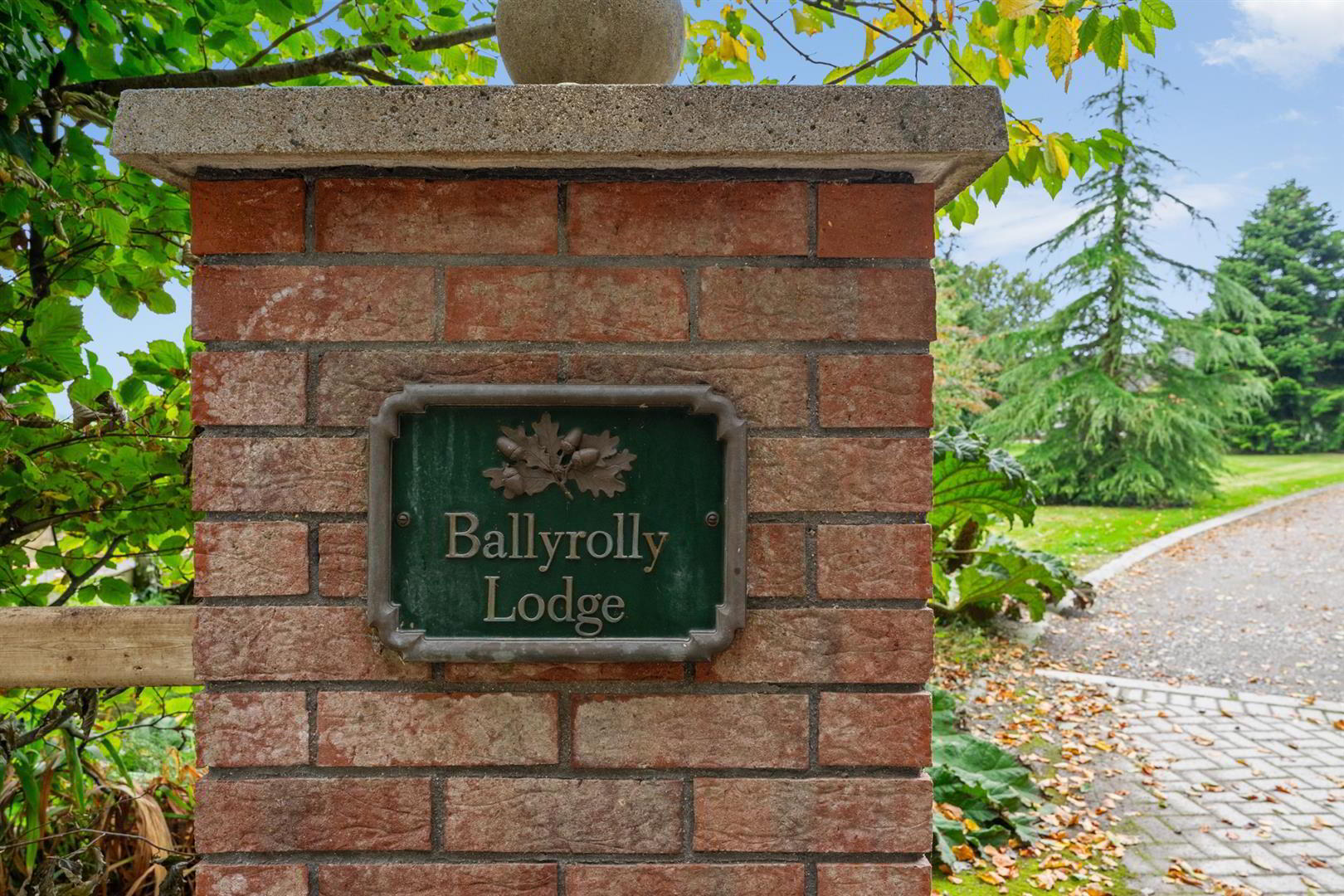 Ballyrolly Lodge, 23 Woburn Road