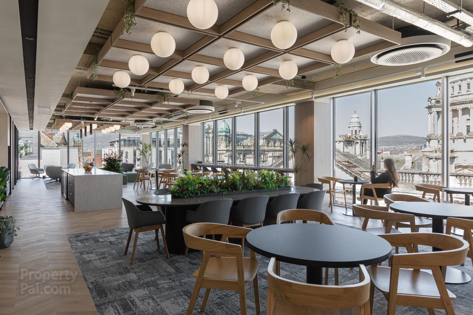 Metro Office, 6-9 Donegall Square South 10 of 37