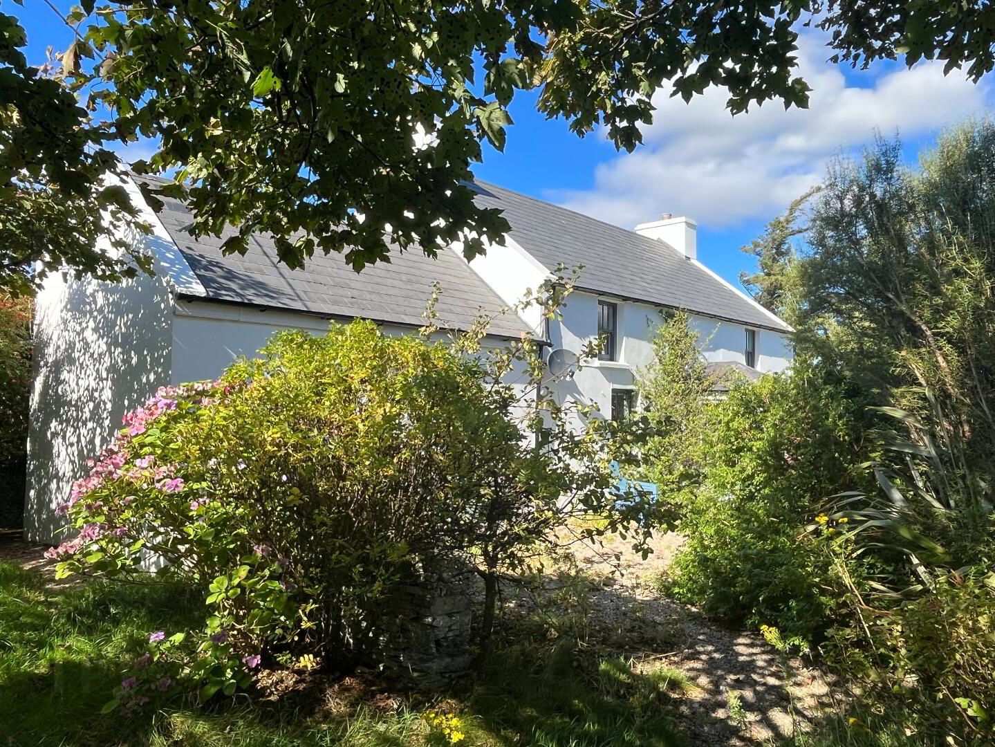 Cobblers Cottage, Baltony 32 of 33