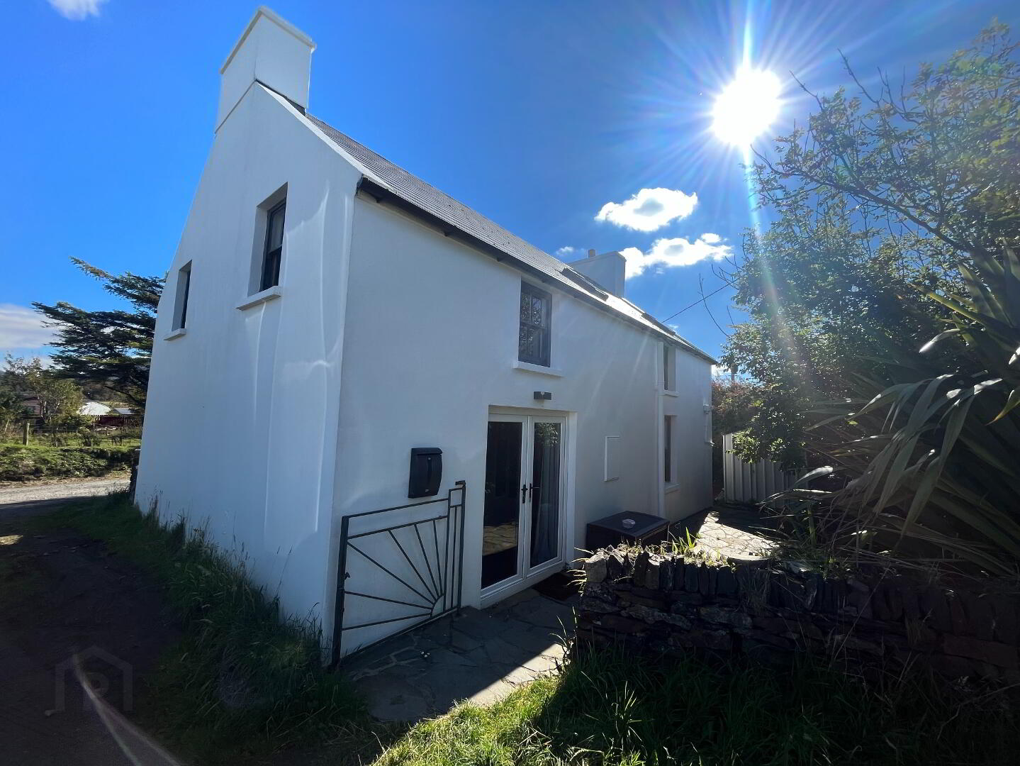 Cobblers Cottage, Baltony 31 of 33