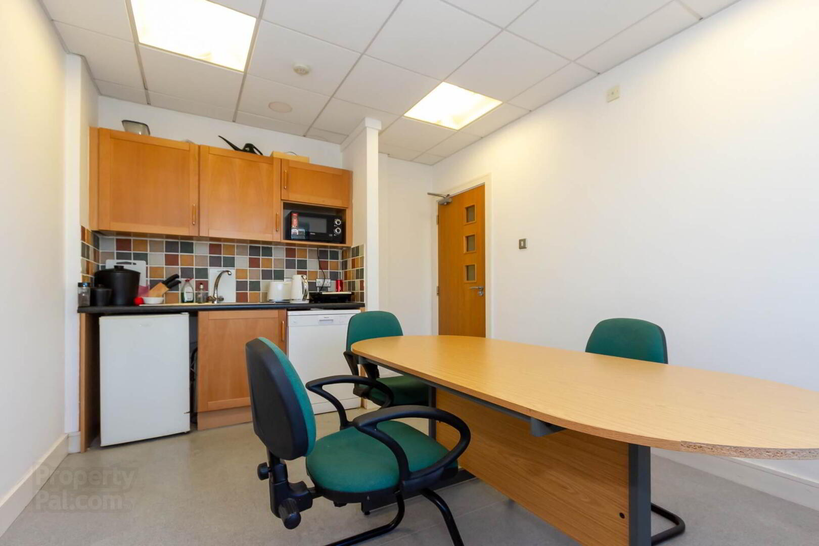Unit 5 Block, F Nutgrove Office Park 20 of 23