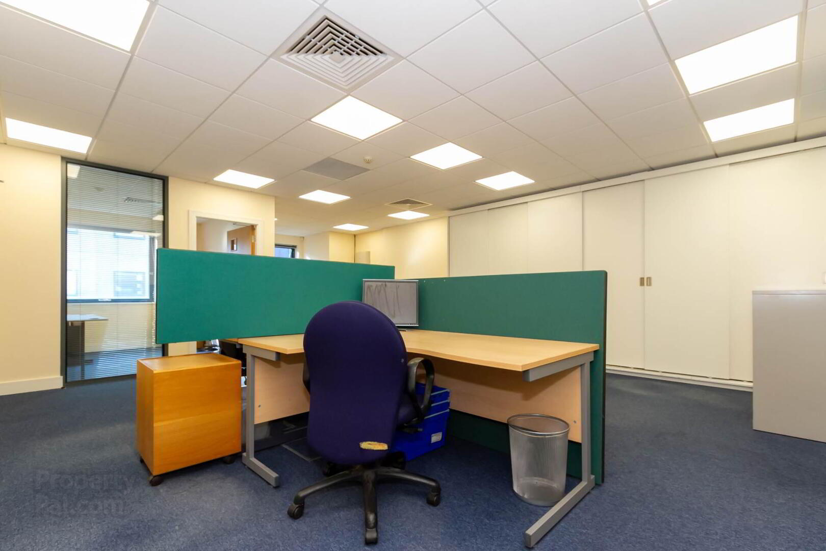 Unit 5 Block, F Nutgrove Office Park 9 of 23