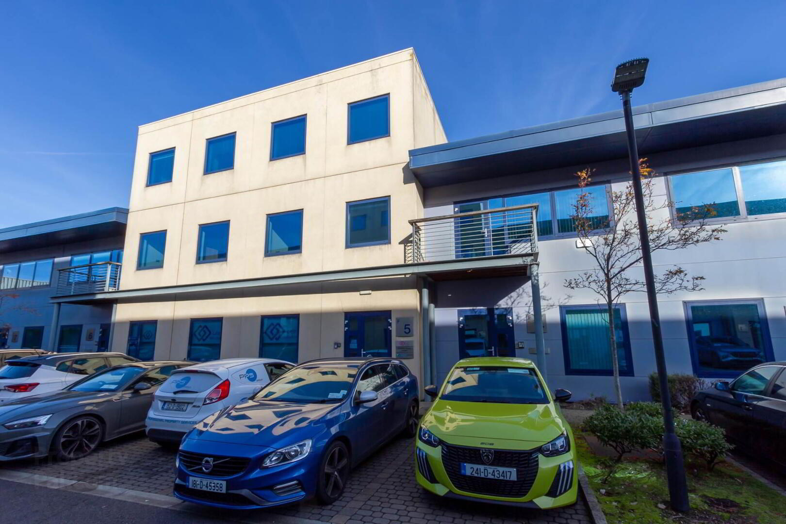 Unit 5 Block, F Nutgrove Office Park 23 of 23