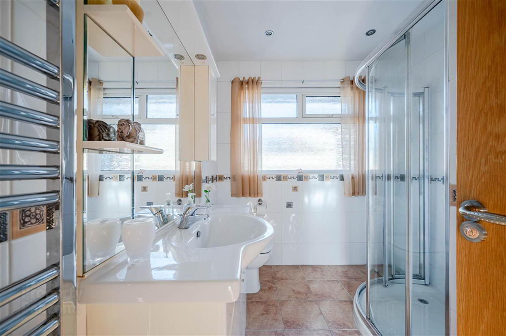 49 Towerview Crescent 16 of 17