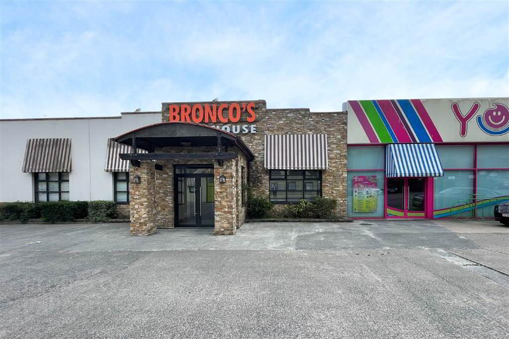 Formerly Bronco's, 39 Balloo Road