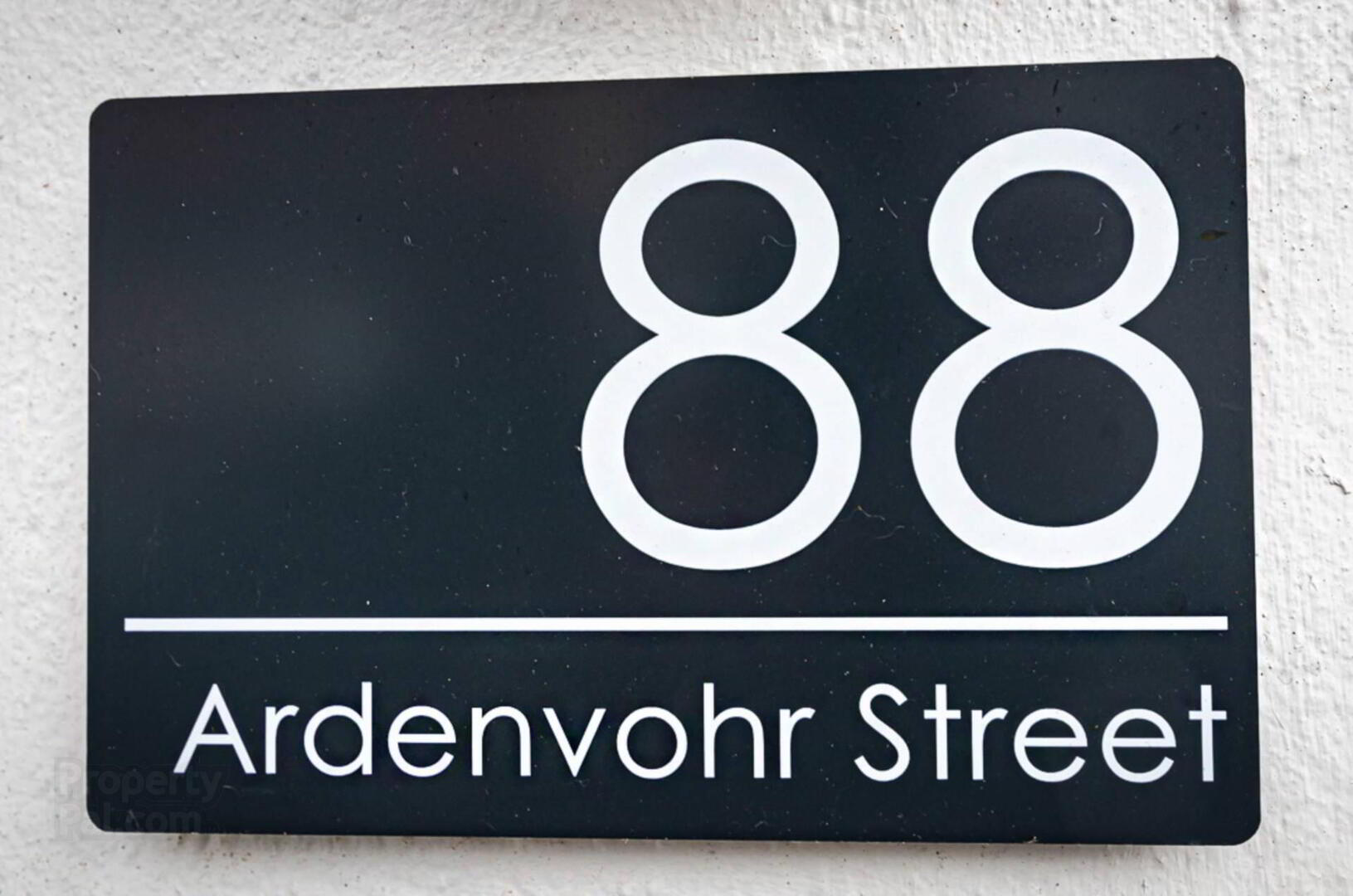 88 Ardenvohr Street