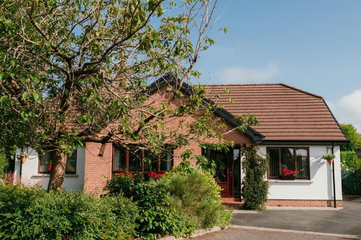 4 Crevenagh Grove