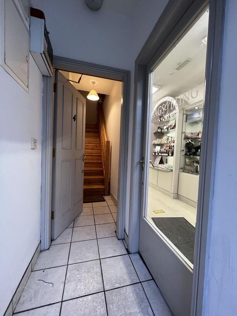 4 Ashe Street 2 of 16