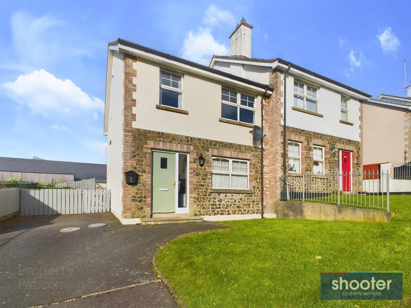 8 Carrick Brae