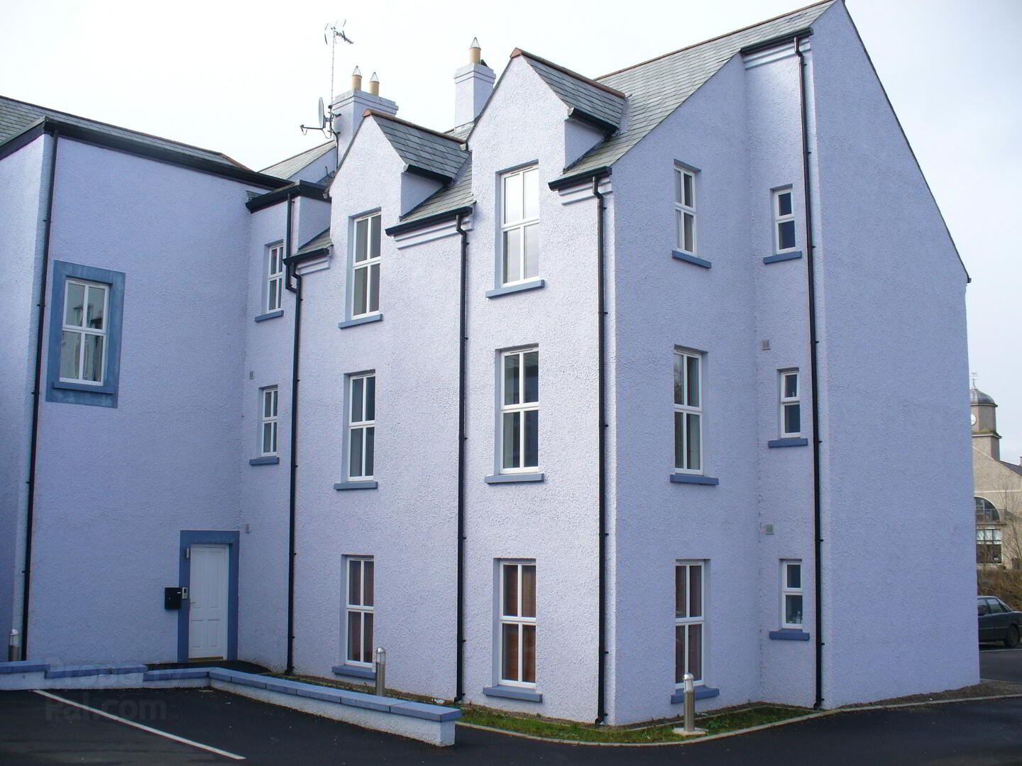 Apt 4 Carncullagh Court