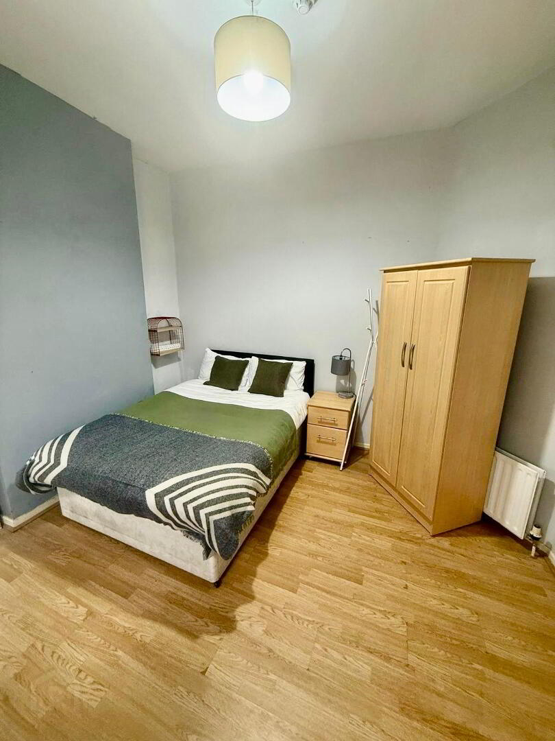 2 Lisburn Avenue 17 of 18