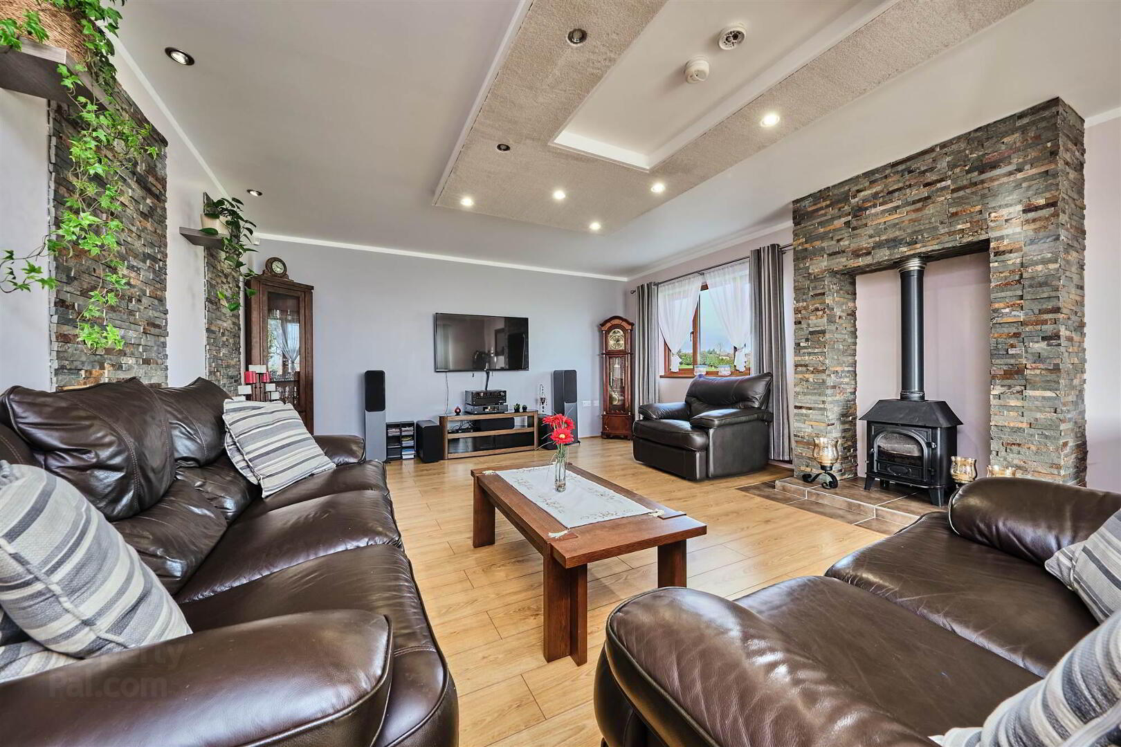 63 Cashel Road 6 of 49