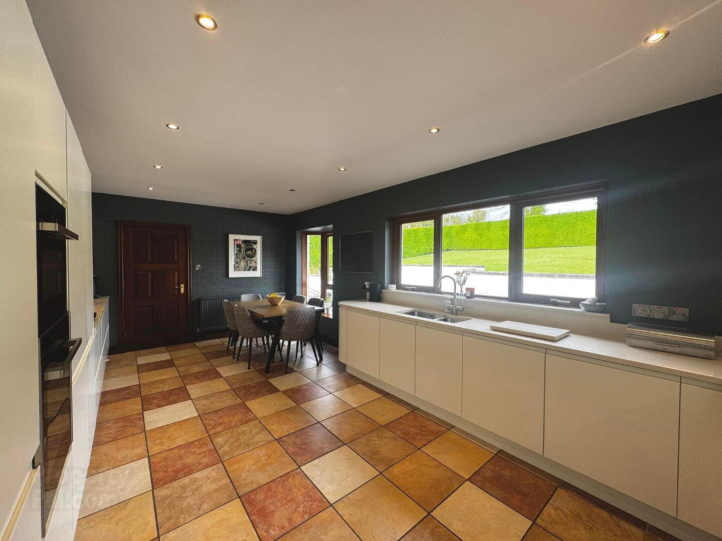 93 Charlotte Street 17 of 56