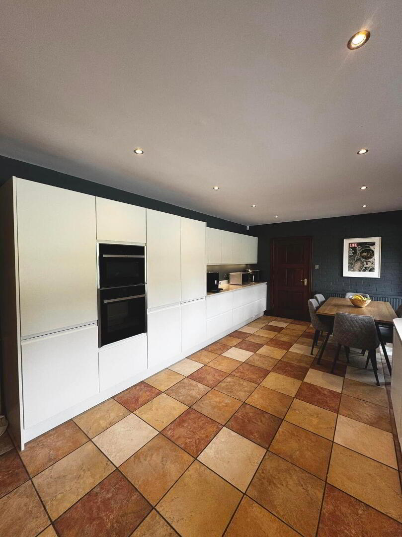 93 Charlotte Street 19 of 56