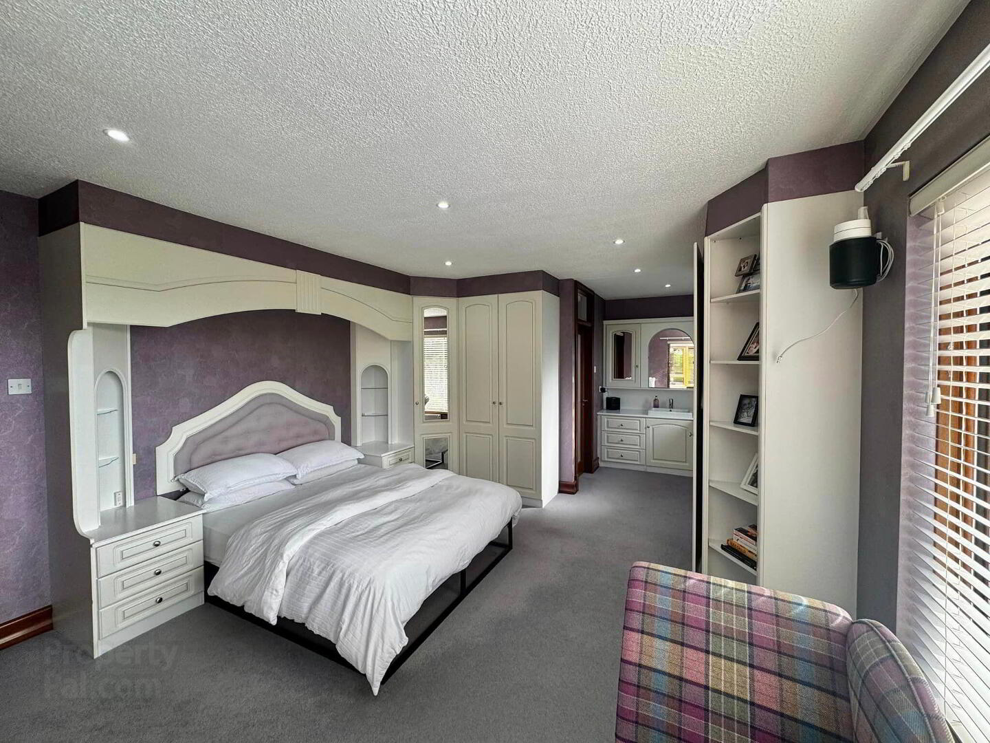 93 Charlotte Street 24 of 56