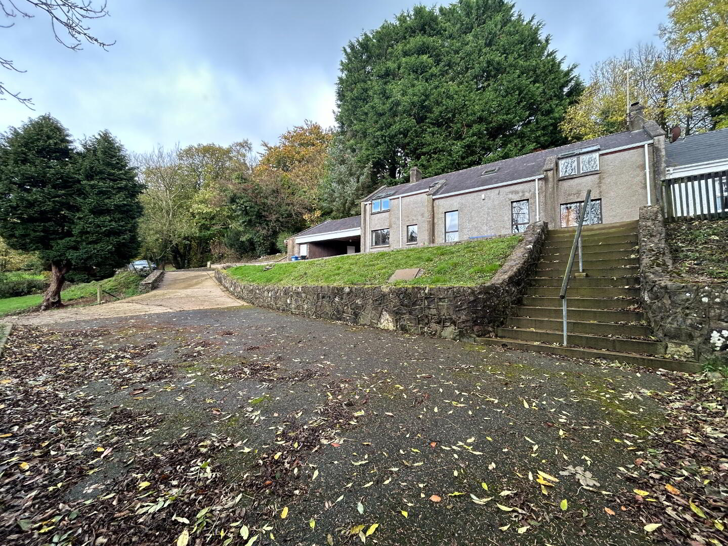 Bluebell House And Annie's Cottage, 39 & 41 Springhill Road