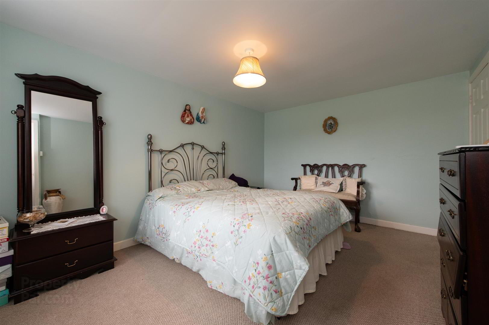15 Barrack Hill 12 of 26