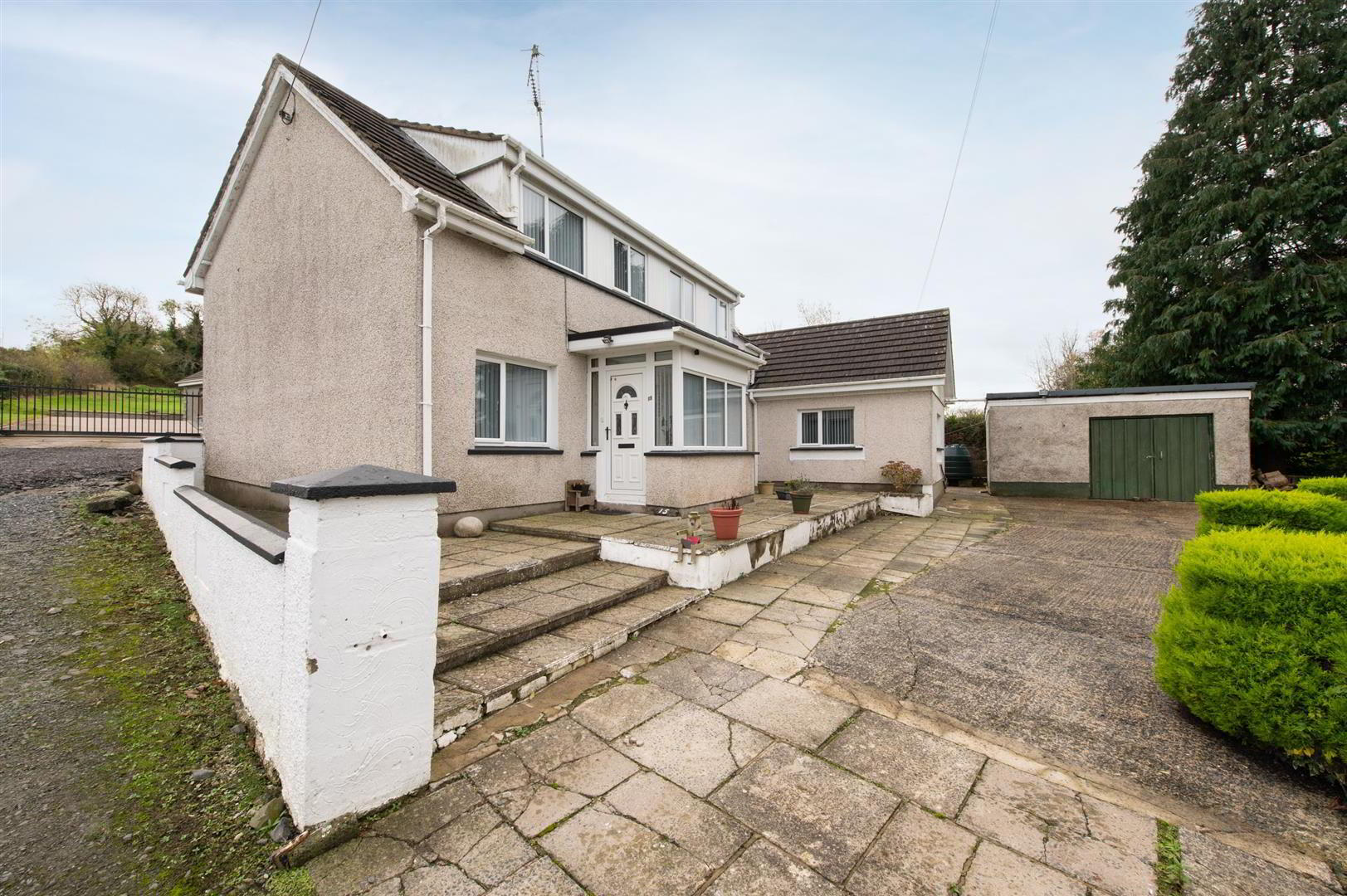 15 Barrack Hill 25 of 26