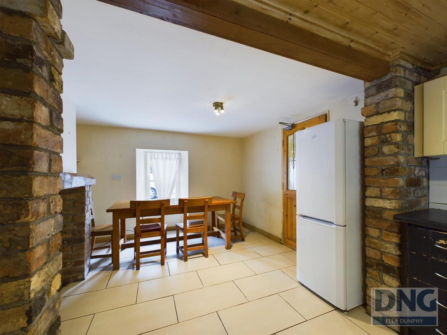 Hollythorne Cottage 11 of 34
