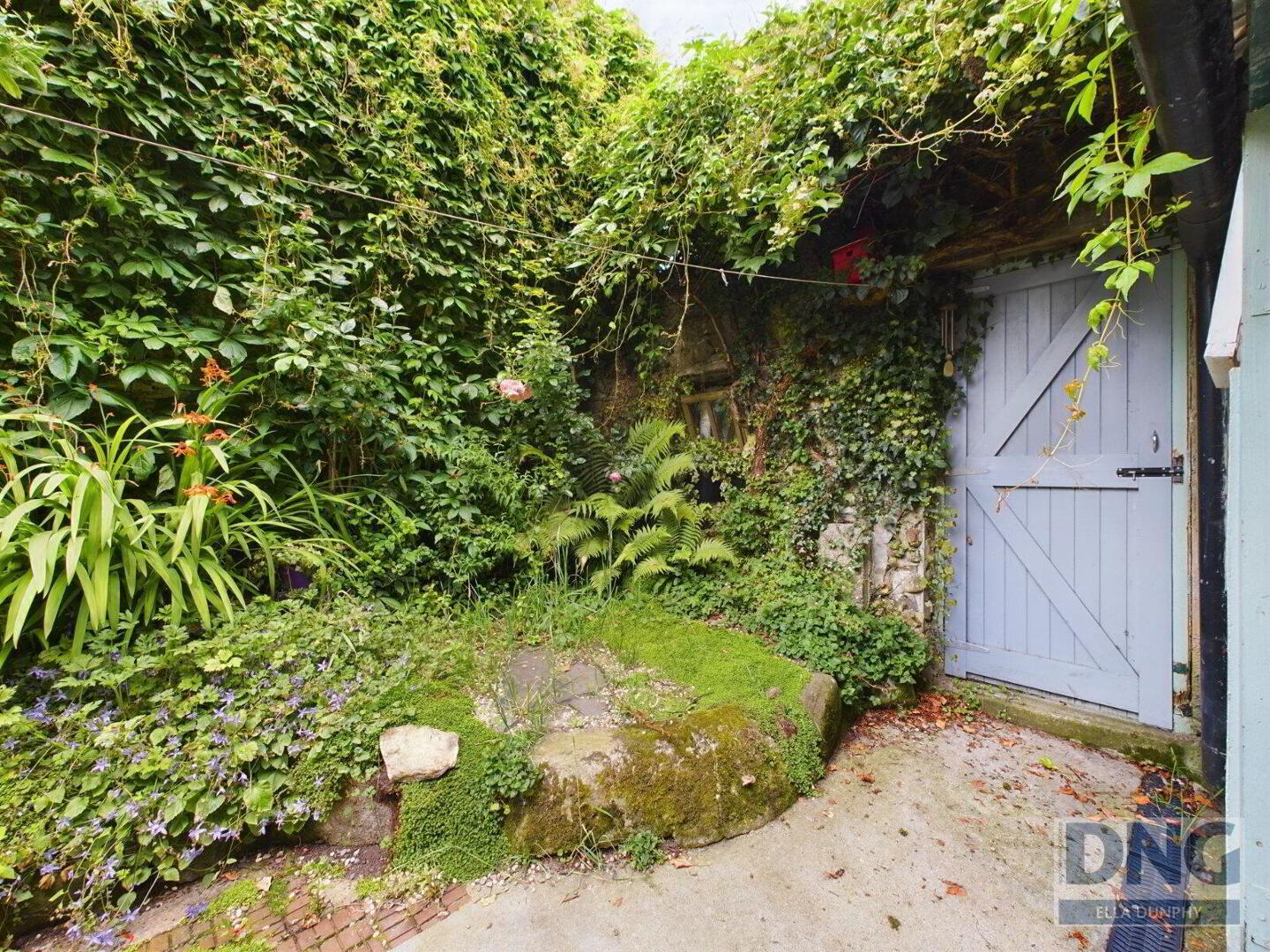 Hollythorne Cottage 26 of 34