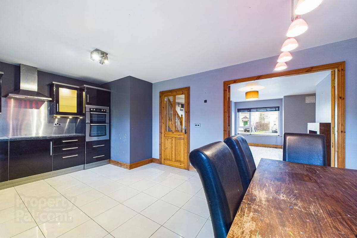17 Chapelgate 11 of 27