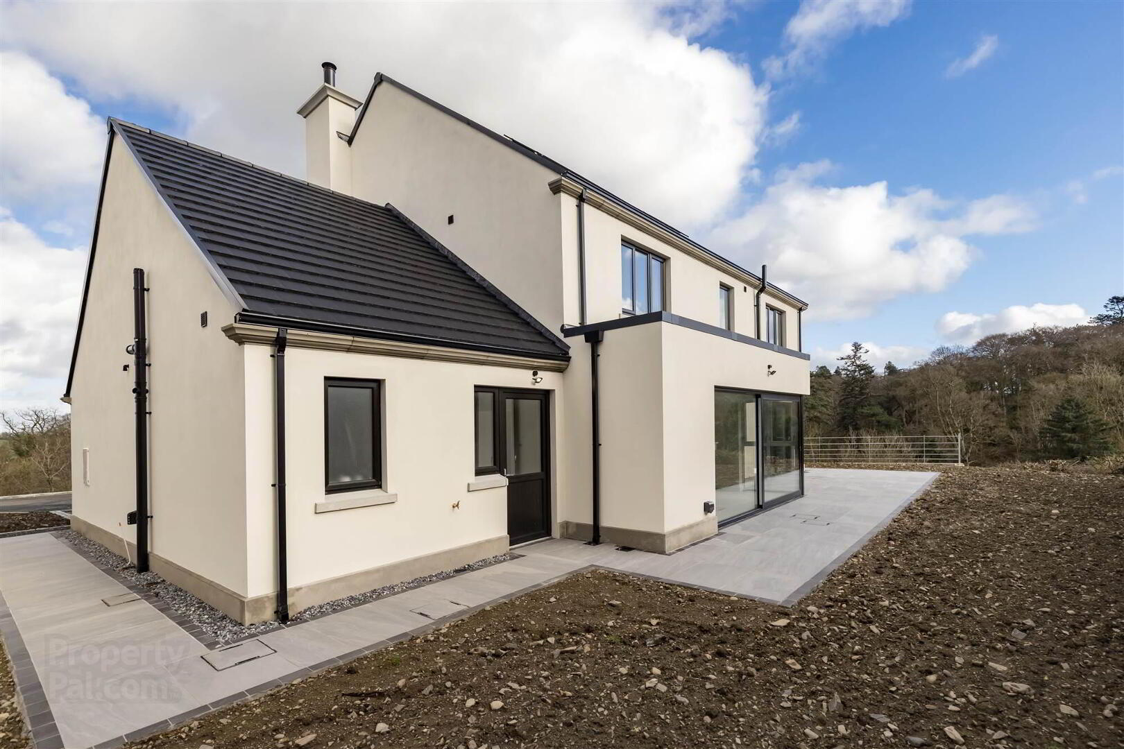 11 Chestnut Brae 30 of 39