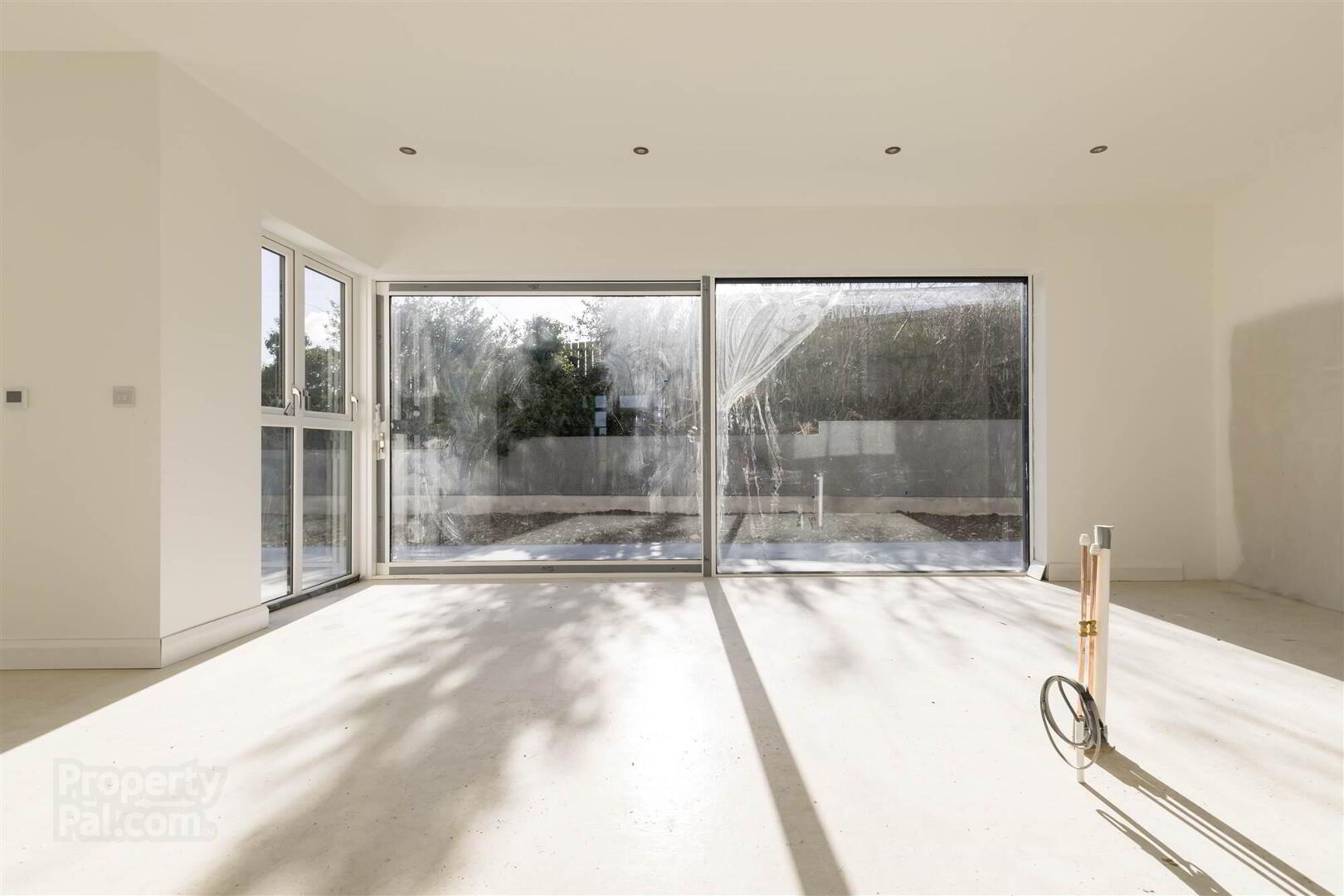 11 Chestnut Brae 12 of 39