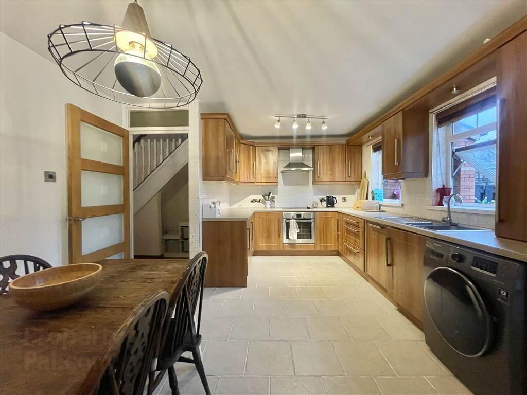 7 Sorella Street 6 of 14