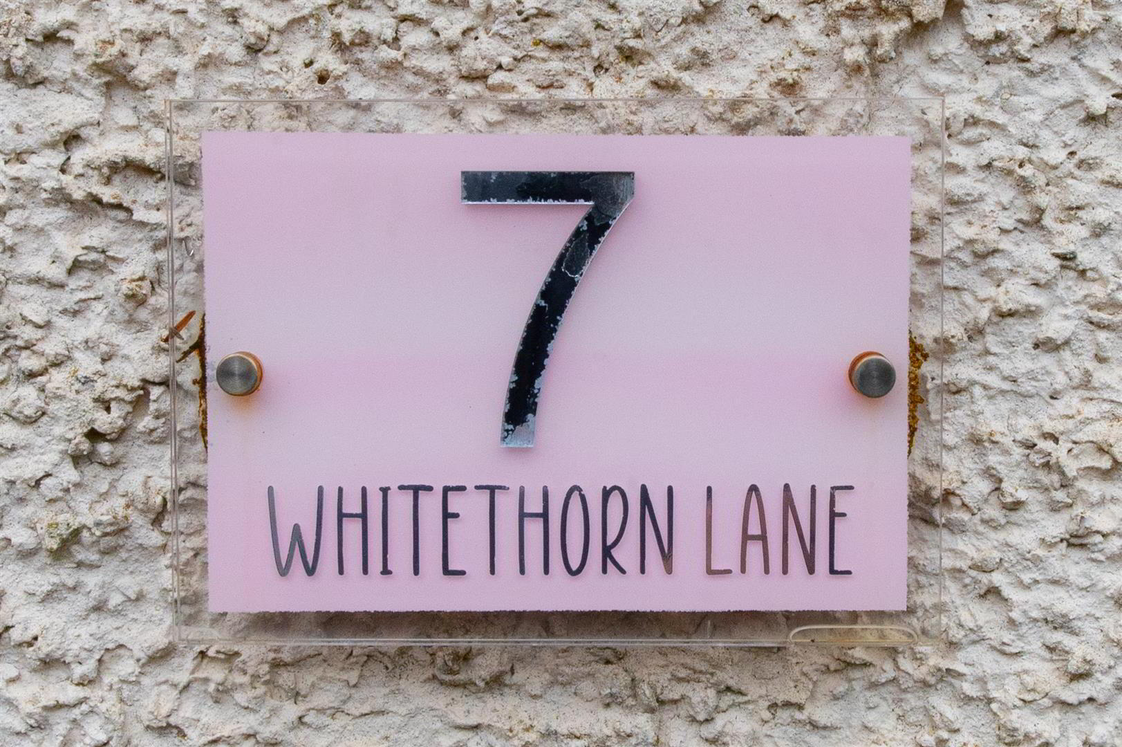 7 Whitethorn Lane