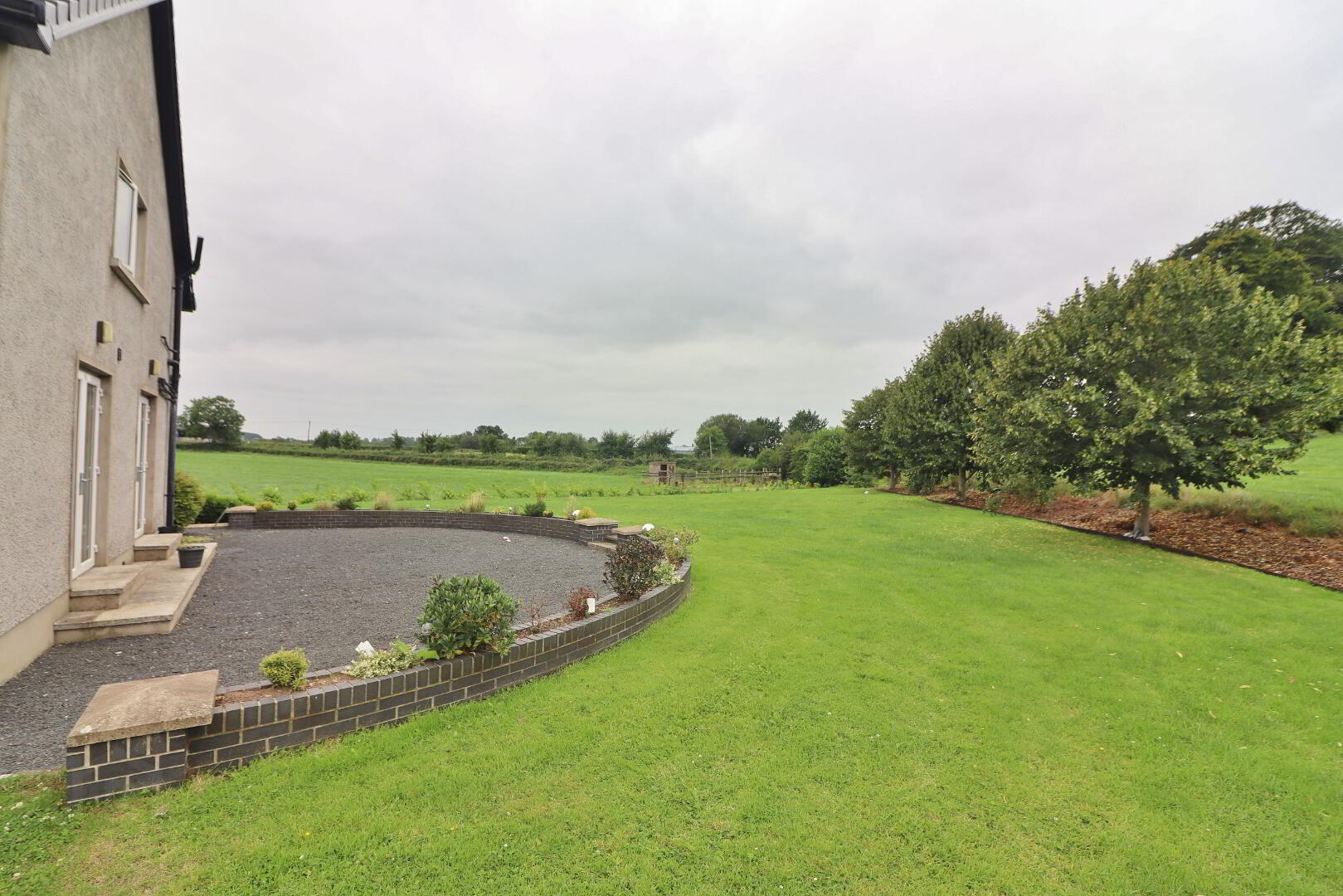 12b Rock Lane 35 of 40