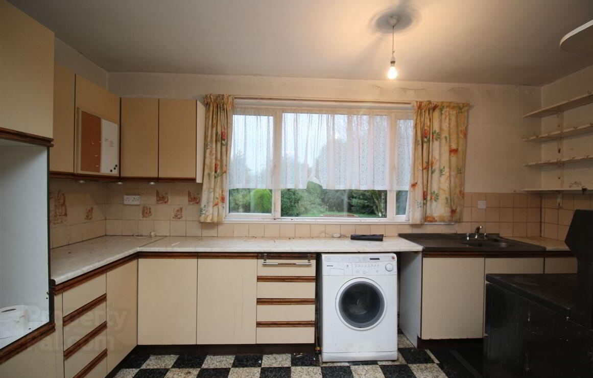 2 Newbrook Road 9 of 23