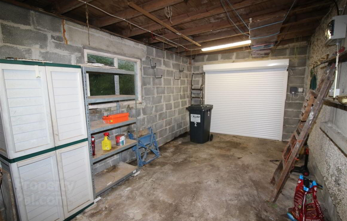 2 Newbrook Road 10 of 23