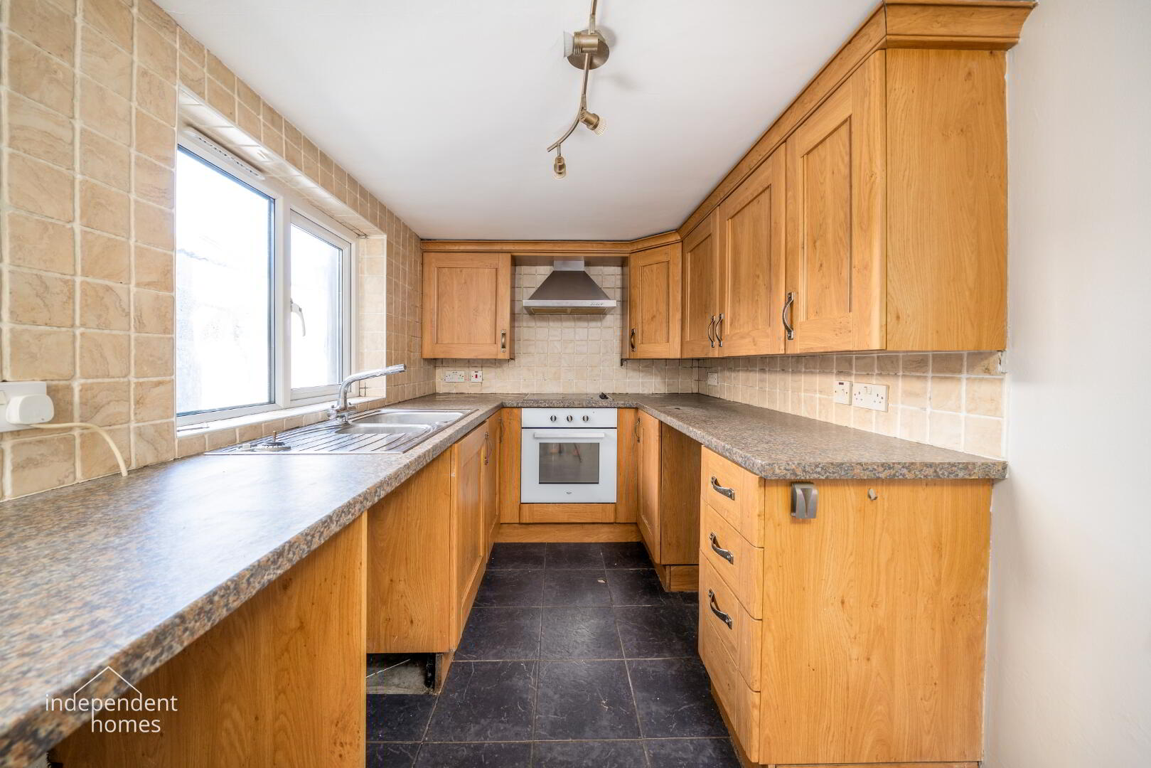 36 Glynn Road 4 of 10