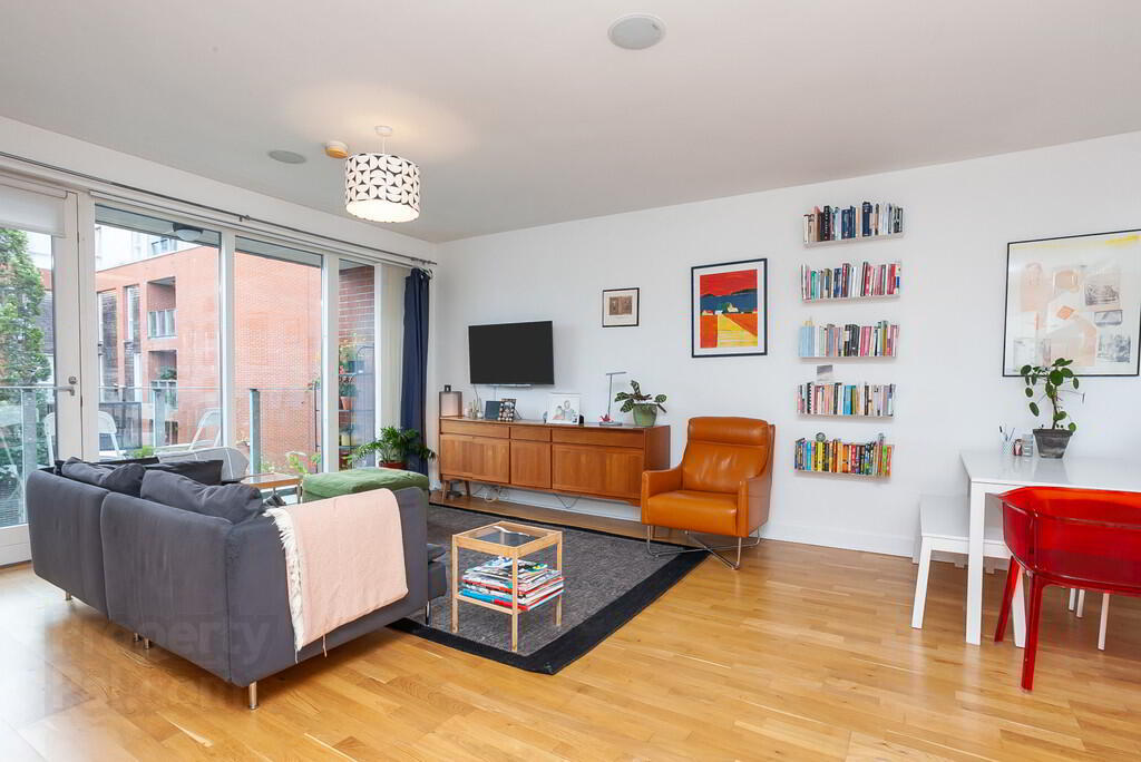 9 The Hull Building, 35 Annadale Crescent 6 of 20