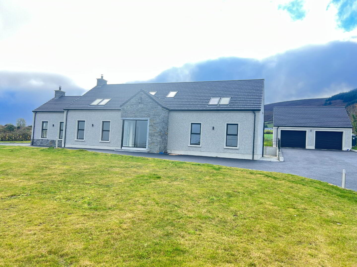 4b Trasna Road