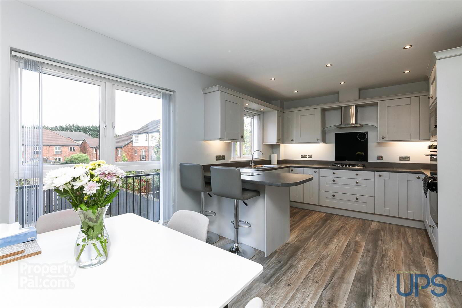 42 St Annes Road 16 of 32