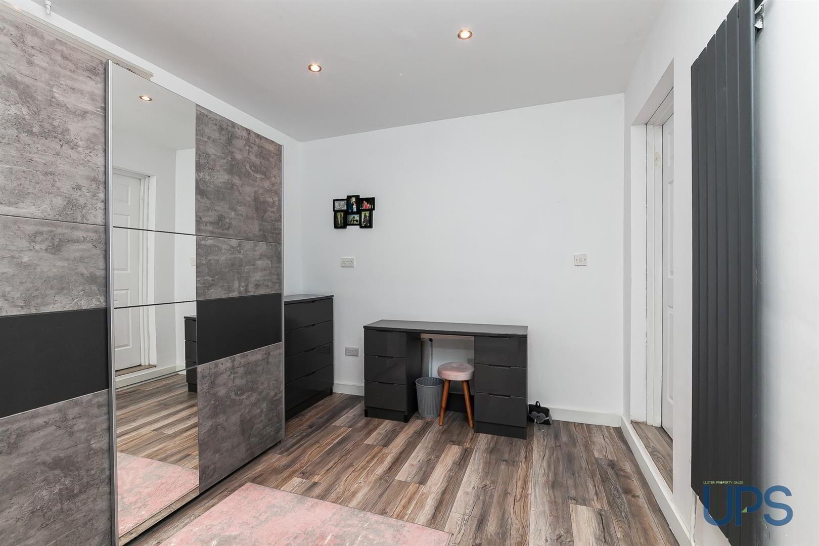 42 St Annes Road 23 of 32