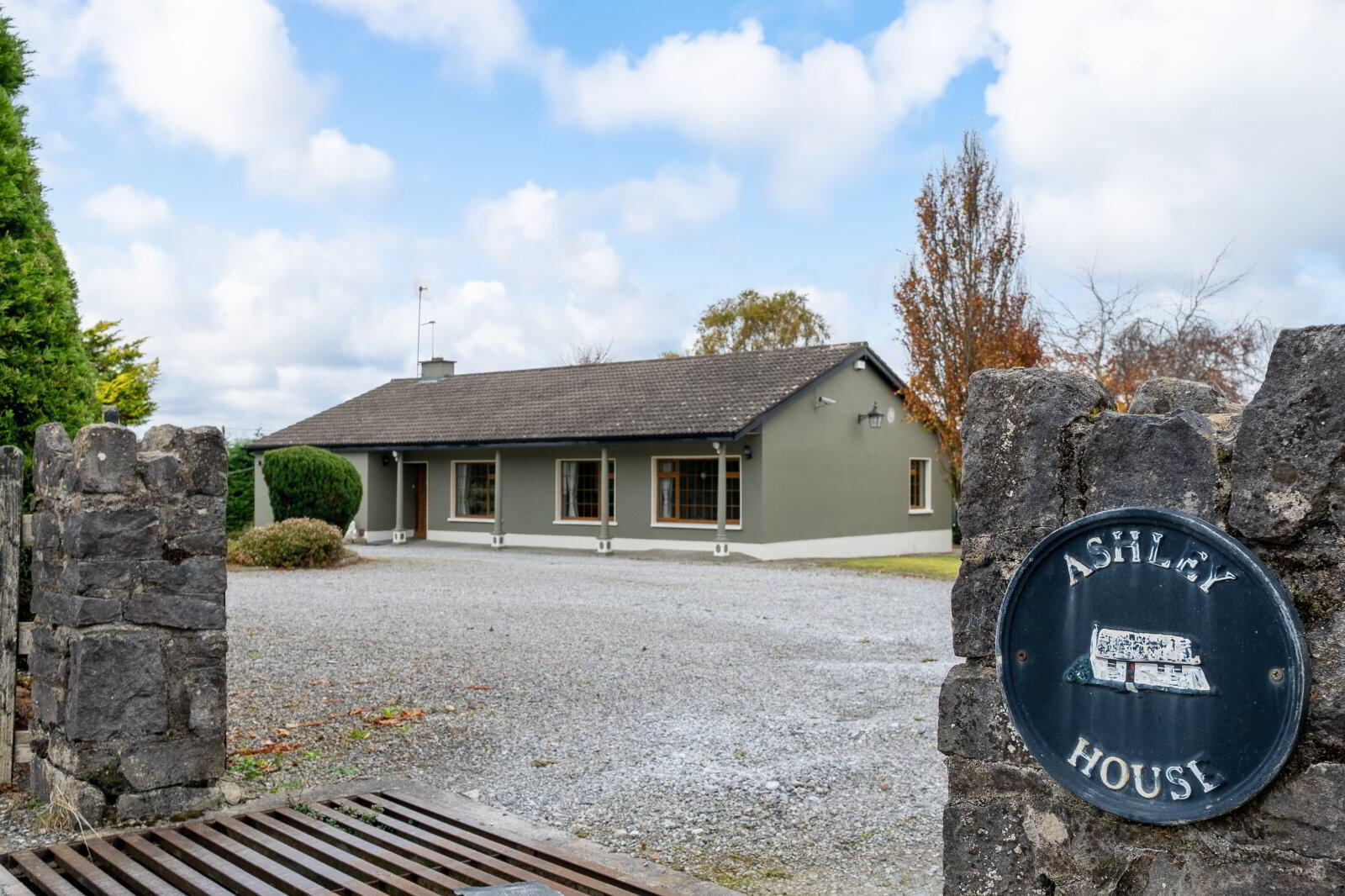 Ashley House, Ballyfarrell