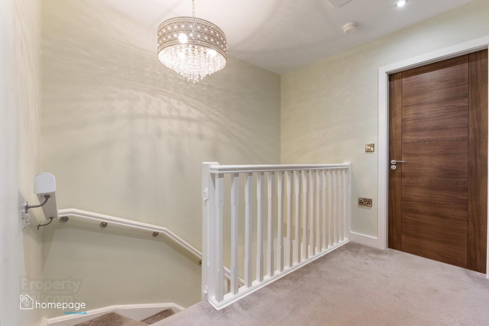 10 Castlecroft Drive 21 of 40