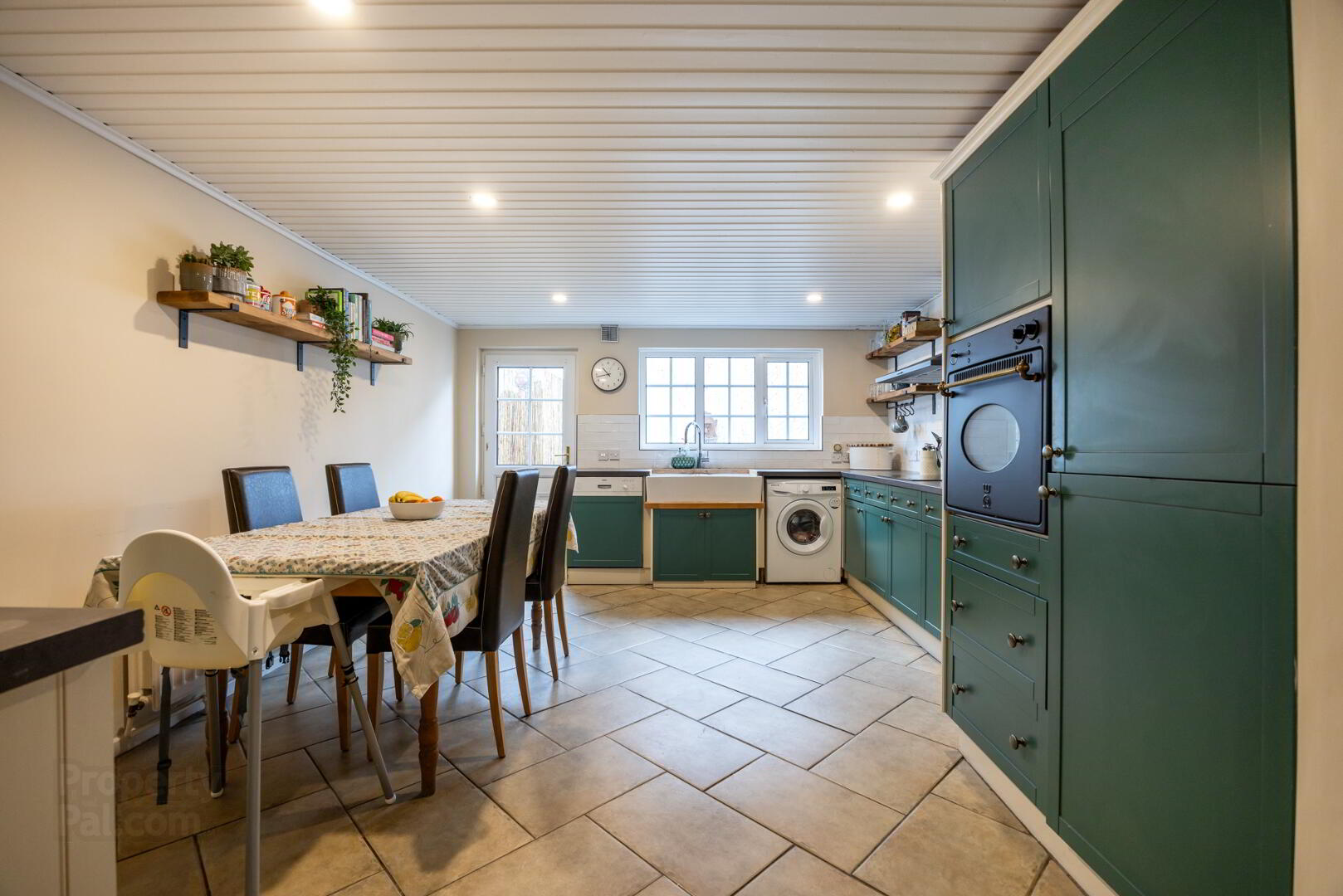 17 Ballynahinch Street 13 of 29