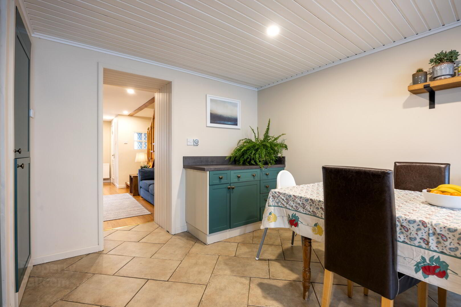 17 Ballynahinch Street 14 of 29