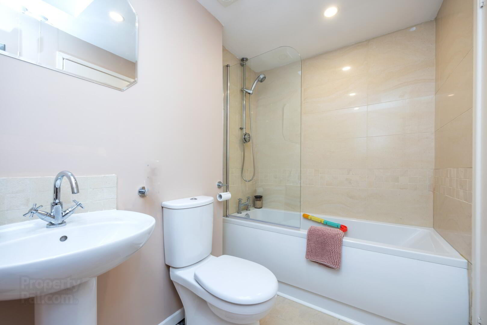 17 Ballynahinch Street 26 of 29