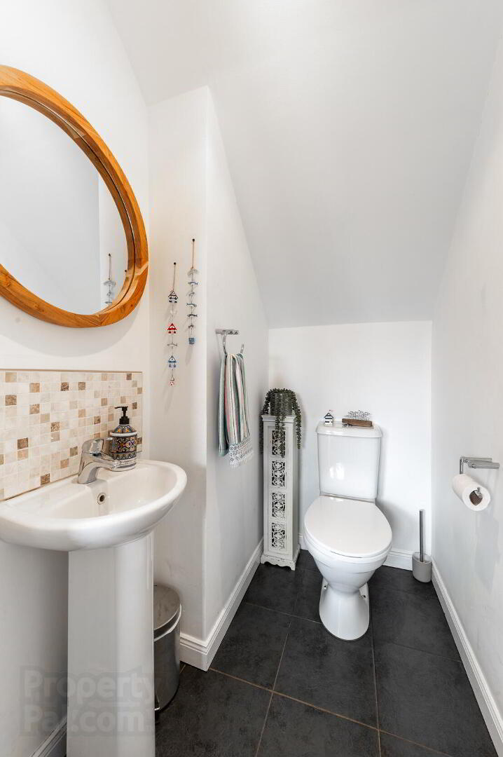 12 Stonebridge Square 10 of 22