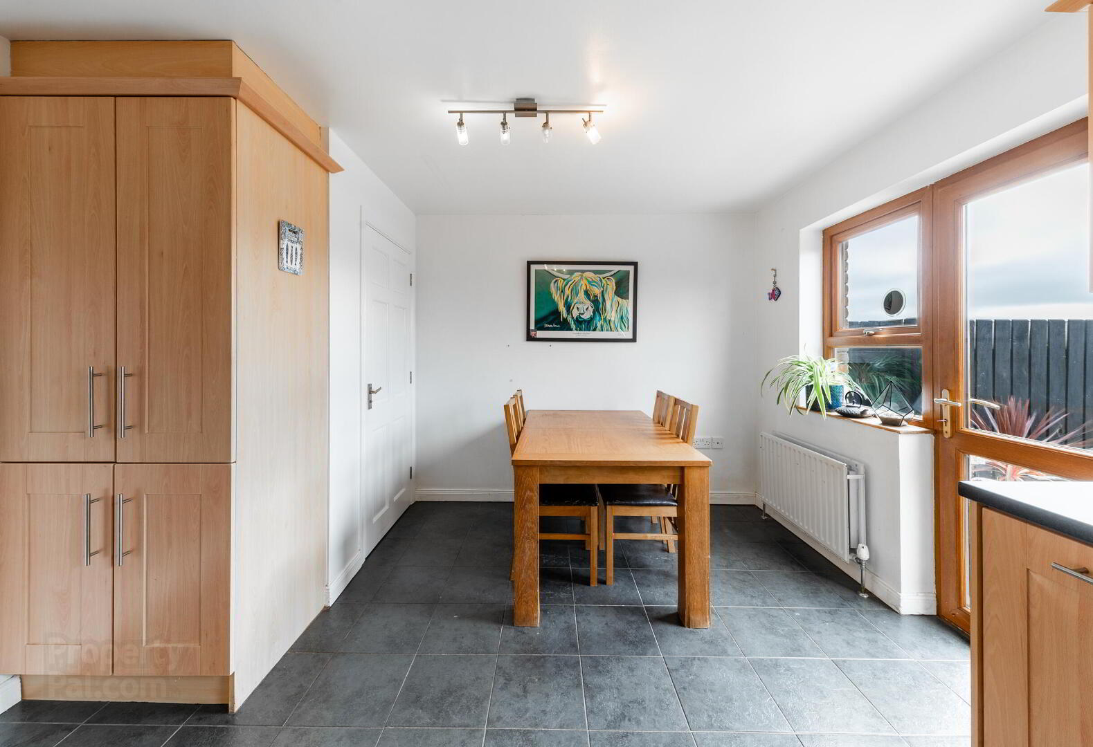 12 Stonebridge Square 9 of 22