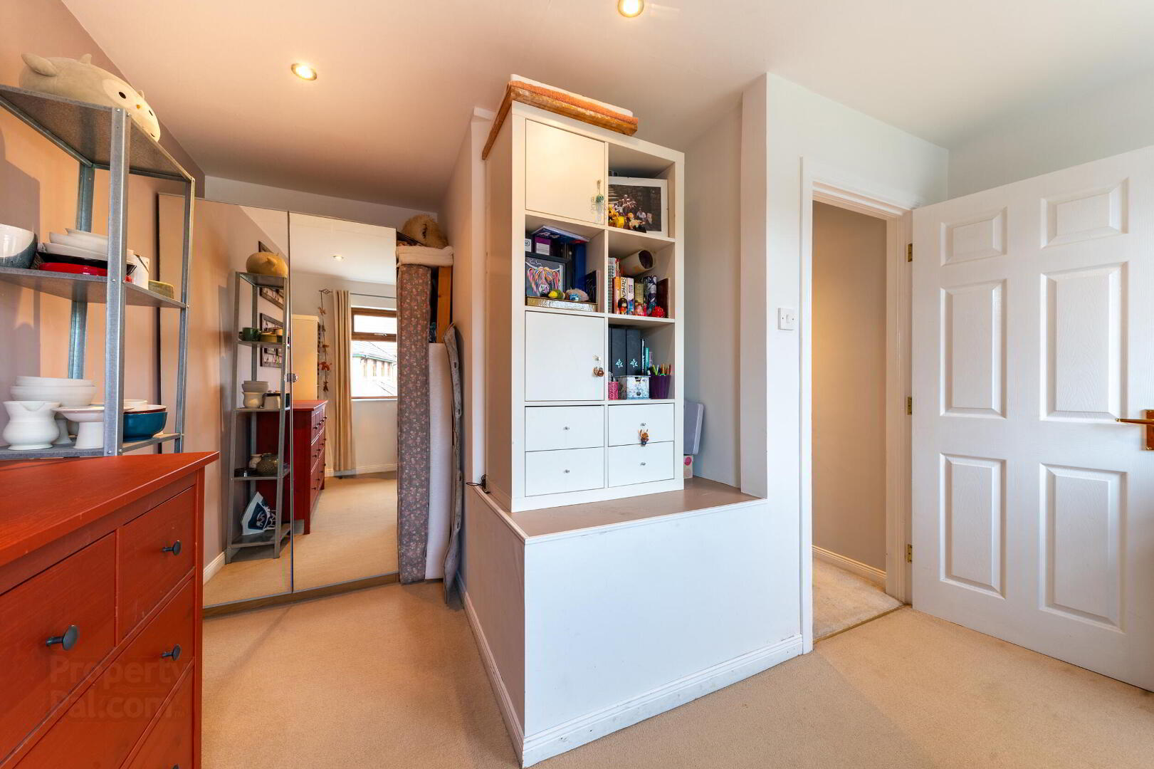 12 Stonebridge Square 18 of 22