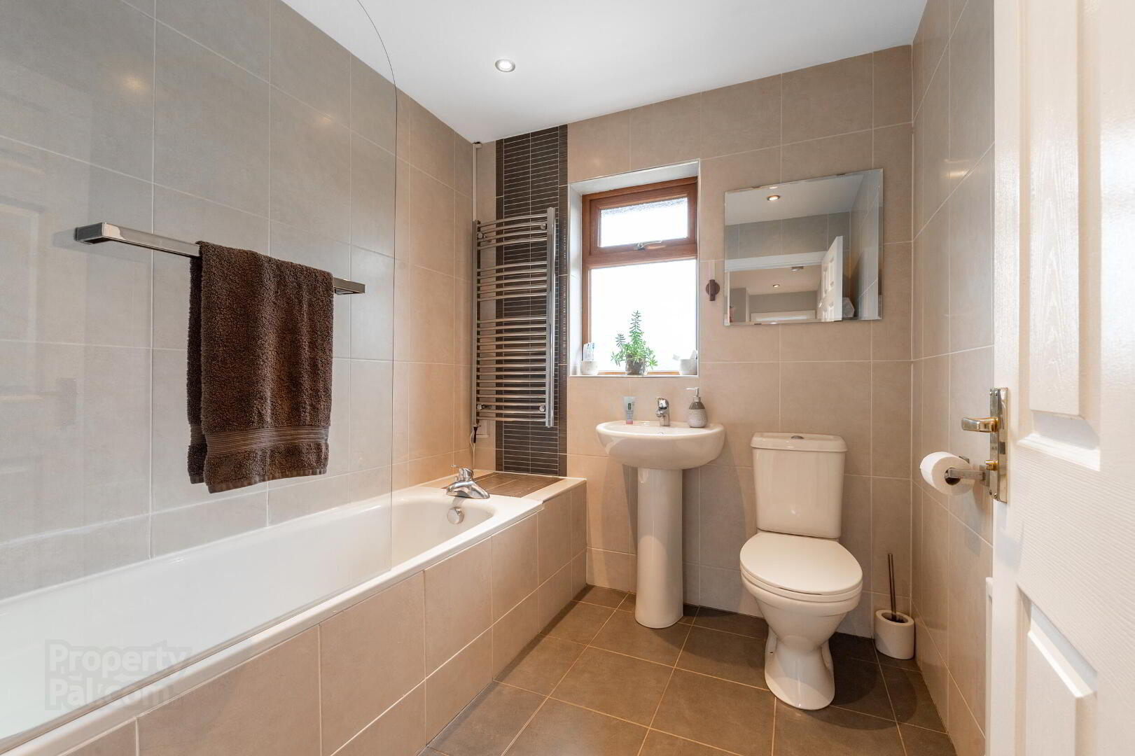 12 Stonebridge Square 20 of 22